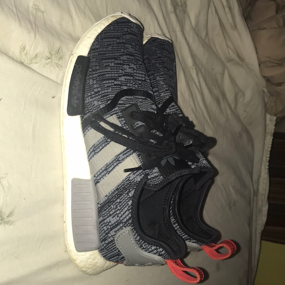 Adidas NMD R1 (men’s)